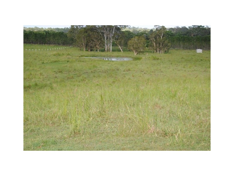 48 Mullins Creek Rd, Goomboorian QLD 4570