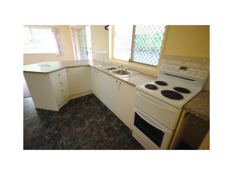 3 Grecian bends, Greens Creek QLD 4570