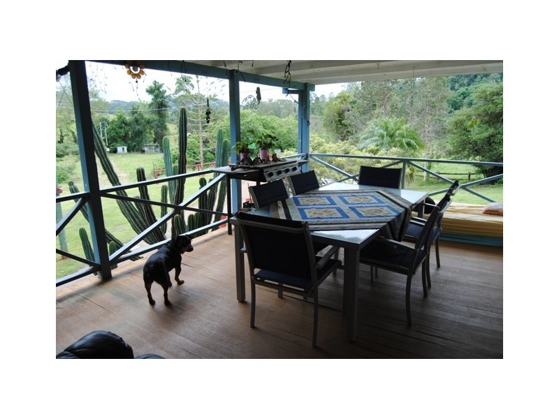 255 Amamoor Creek Rd, Amamoor QLD 4570