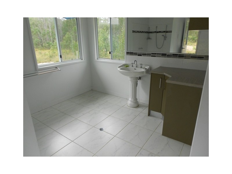 337 Counter rd, Wolvi QLD 4570