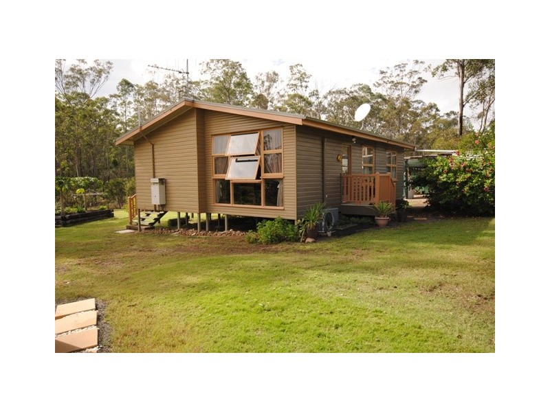 Glenwood QLD 4570