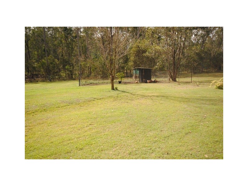 Glenwood QLD 4570