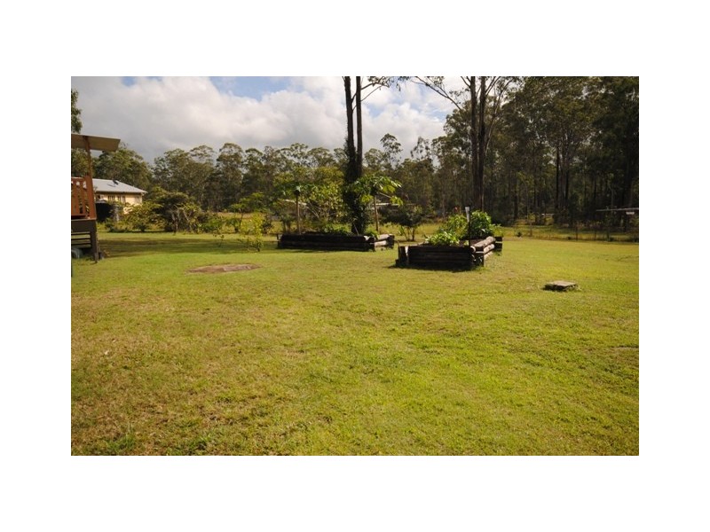 Glenwood QLD 4570