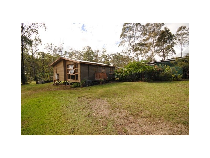 Glenwood QLD 4570