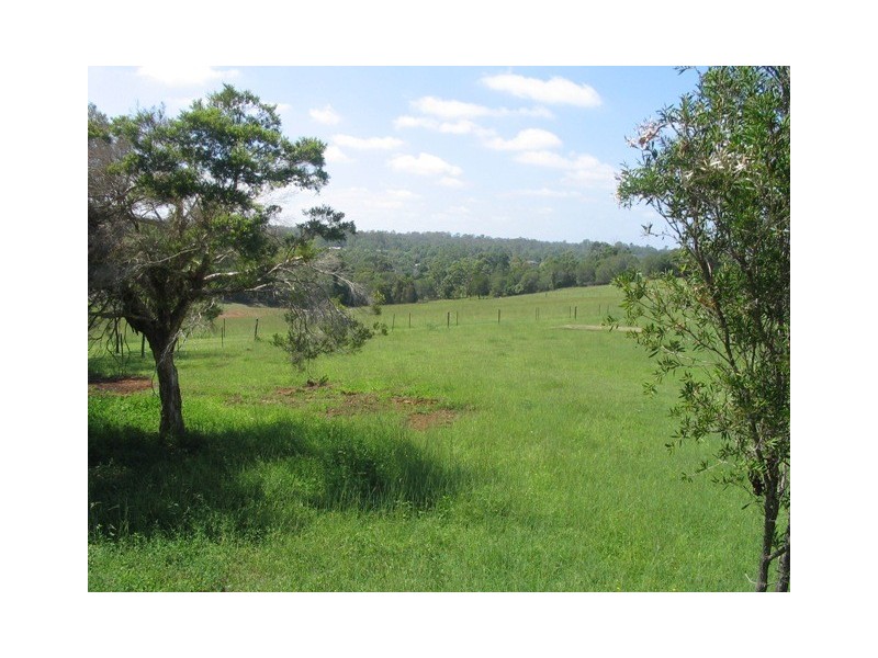 113 Fritz Rd, Chatsworth QLD 4570