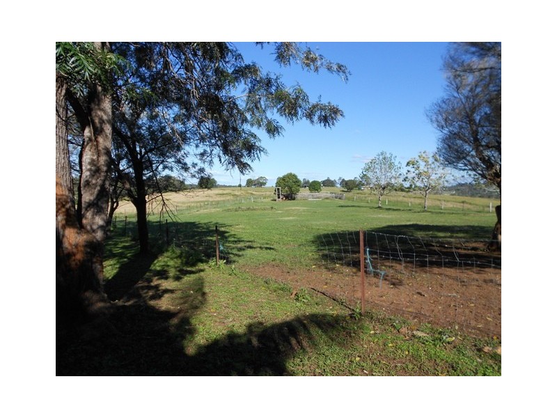 113 Fritz Rd, Chatsworth QLD 4570