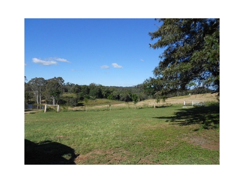 113 Fritz Rd, Chatsworth QLD 4570