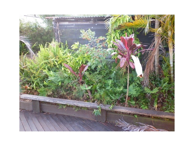 8 Stone, Gympie QLD 4570