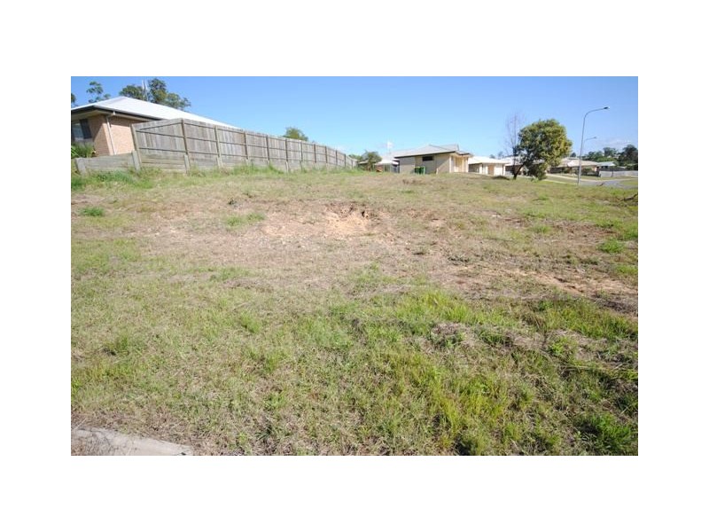 46 Mcphail, Southside QLD 4570