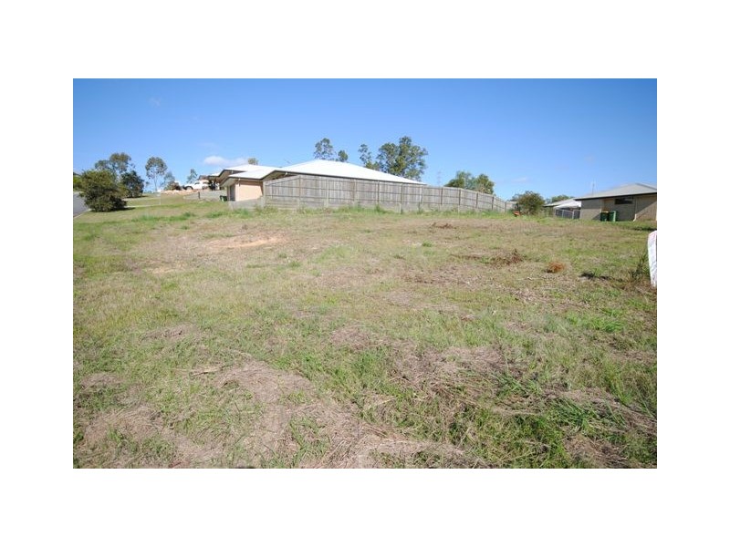 46 Mcphail, Southside QLD 4570