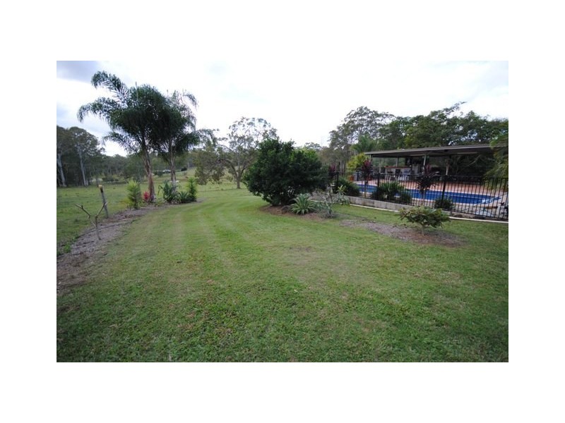 Goomboorian QLD 4570