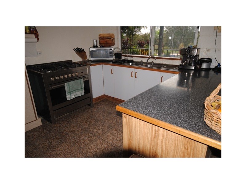 Goomboorian QLD 4570