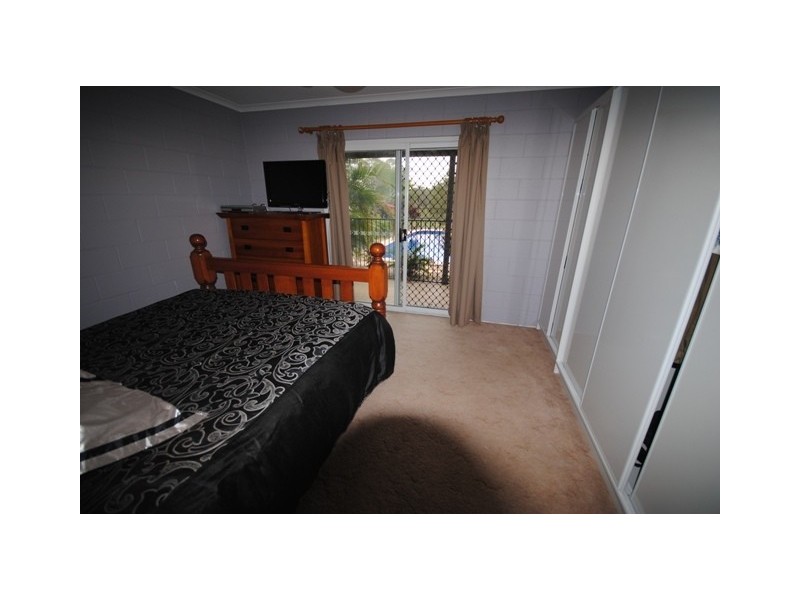 Goomboorian QLD 4570