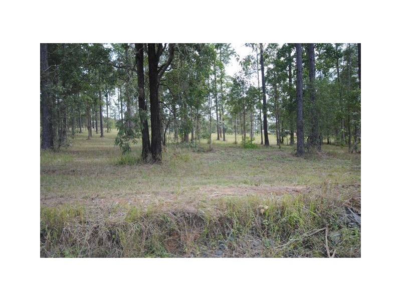 Glenwood QLD 4570