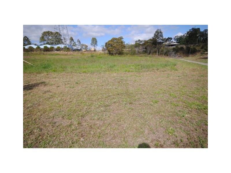 76 Furness, Southside QLD 4570