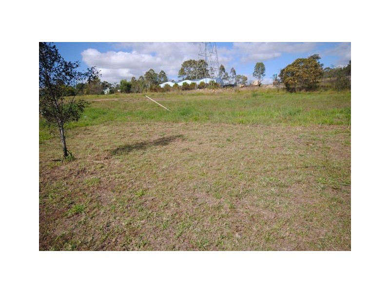 76 Furness, Southside QLD 4570