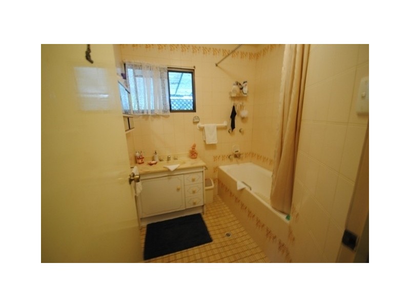 140 Herron, Pie Creek QLD 4570