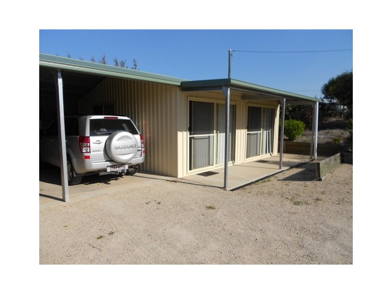 18 Kitt Cres, Kilkivan QLD 4600