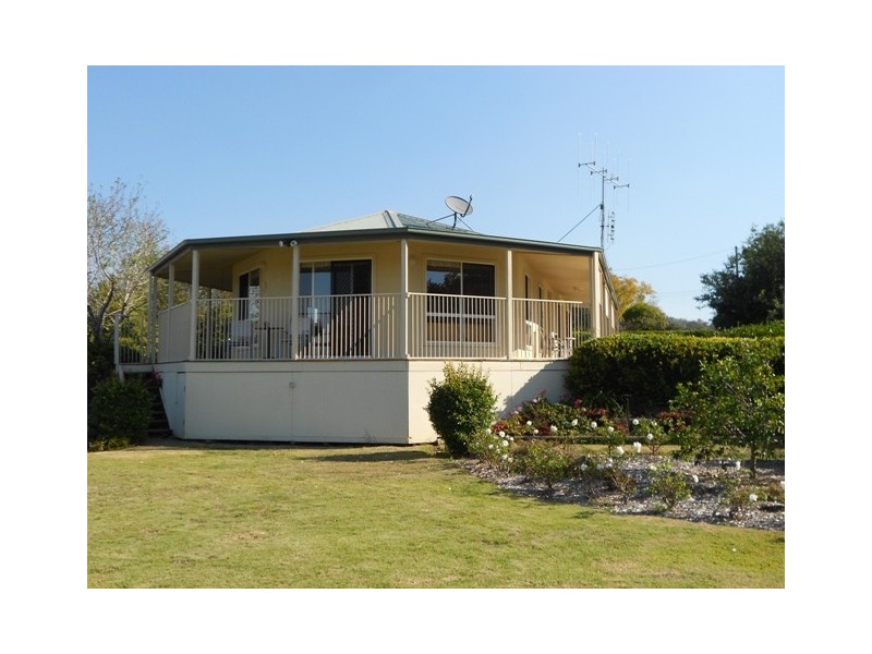 18 Kitt Cres, Kilkivan QLD 4600