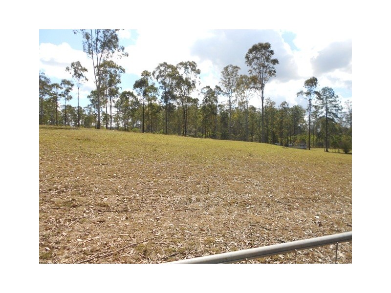 lot 137 Neerdie Rd, Glenwood QLD 4570