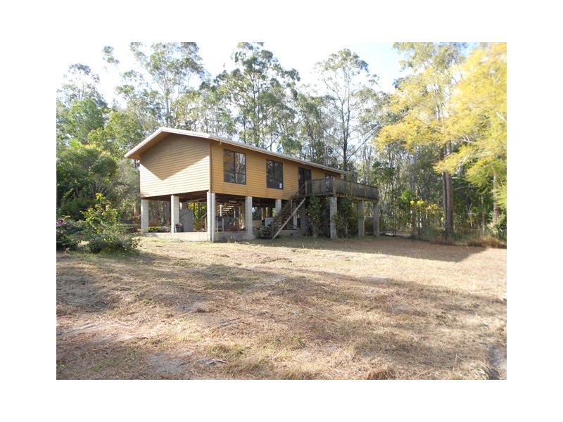304 Tinana Rd, Goomboorian QLD 4570