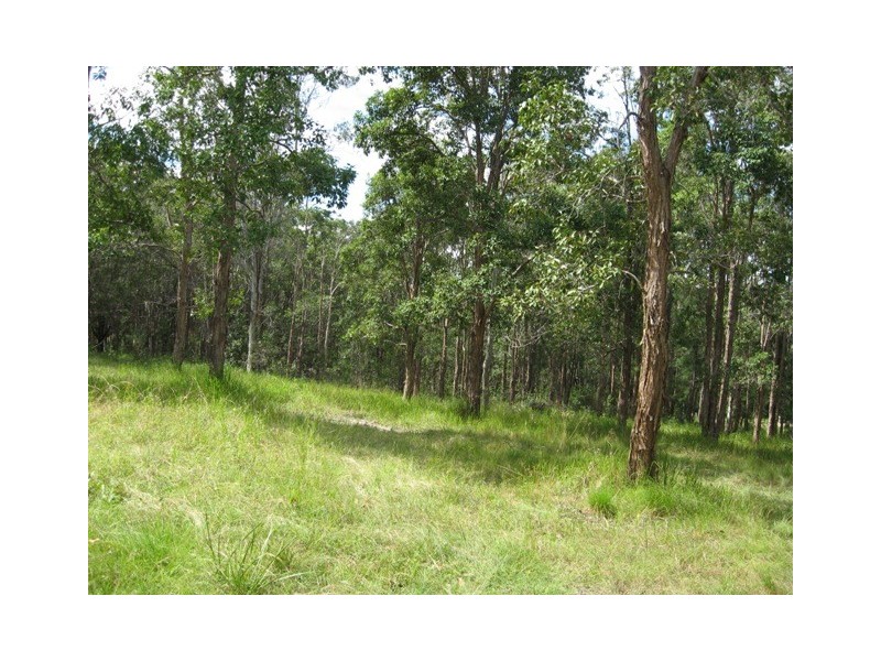 304 Tinana Rd, Goomboorian QLD 4570