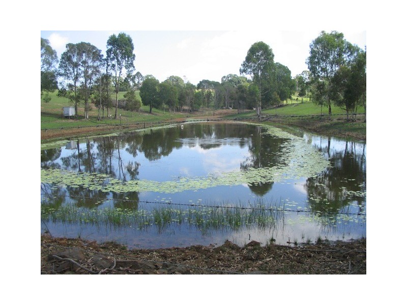 113 Fritz Rd, Chatsworth QLD 4570