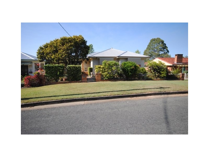 23 Popes Rd, Gympie QLD 4570