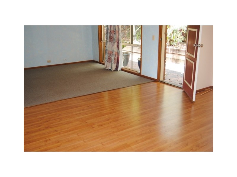 3 Dons, Araluen QLD 4570