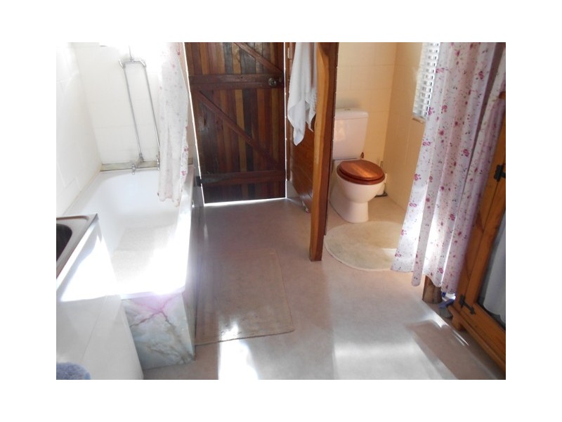 Lower Wonga QLD 4570