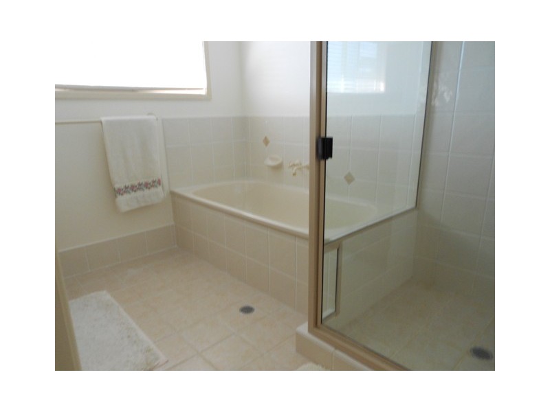 5 Sweetlip Crct, Tin Can Bay QLD 4580