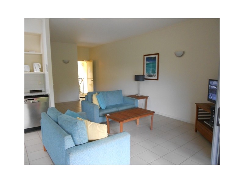 57/9 Rainbow Shores Drive, Rainbow Beach QLD 4581