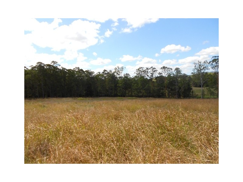 45 Parkyn Rd, Tandur QLD 4570