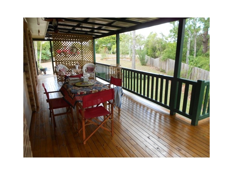 99 Groundwater Rd, Southside QLD 4570