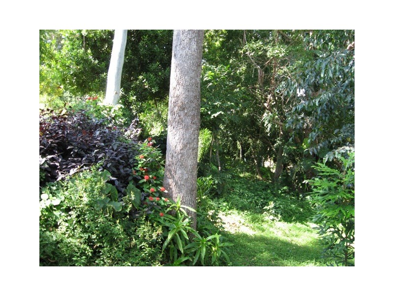 99 Groundwater Rd, Southside QLD 4570