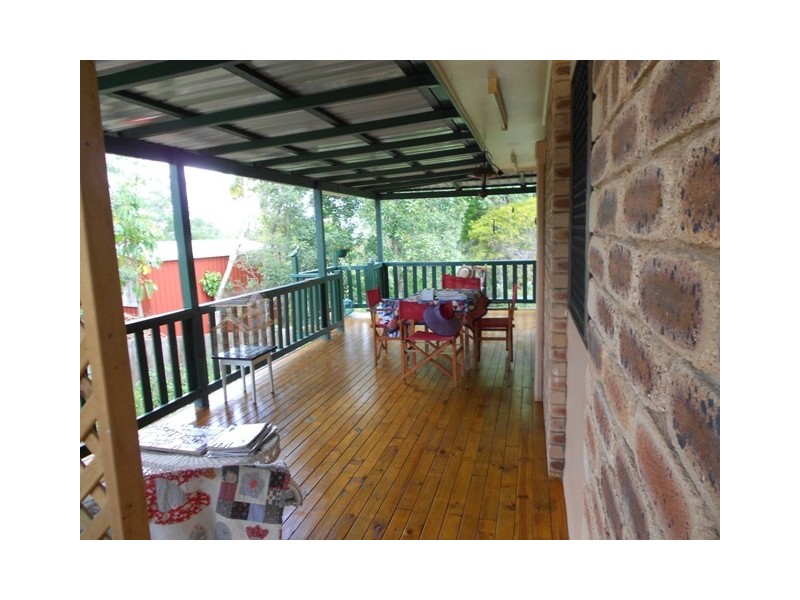 99 Groundwater Rd, Southside QLD 4570