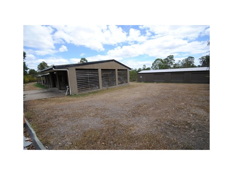 Araluen QLD 4570
