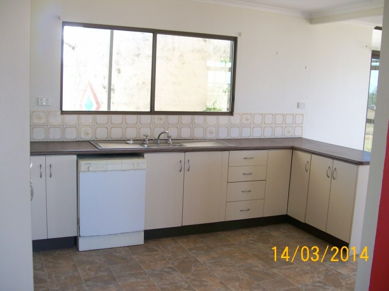 74 Tompkins Road, Veteran QLD 4570