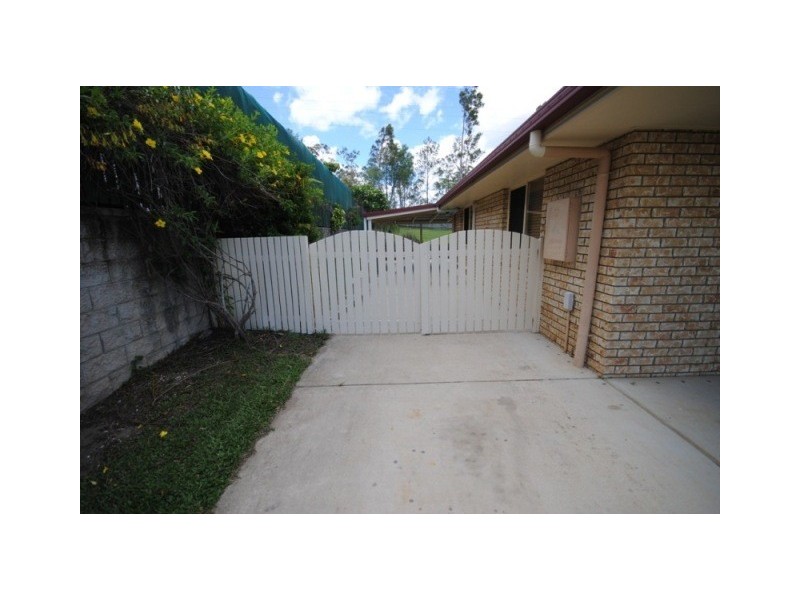 62 Furness Road, Southside QLD 4570