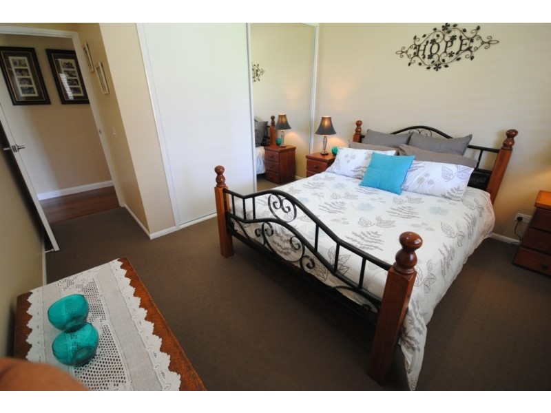 17 Azure Ave., Banks Pocket QLD 4570