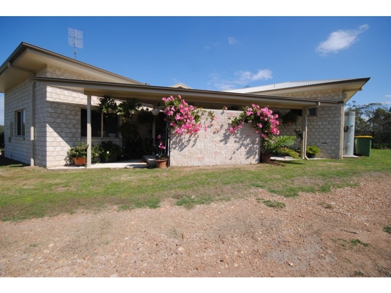 17 Azure Ave., Banks Pocket QLD 4570
