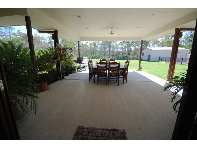 17 Azure Ave., Banks Pocket QLD 4570