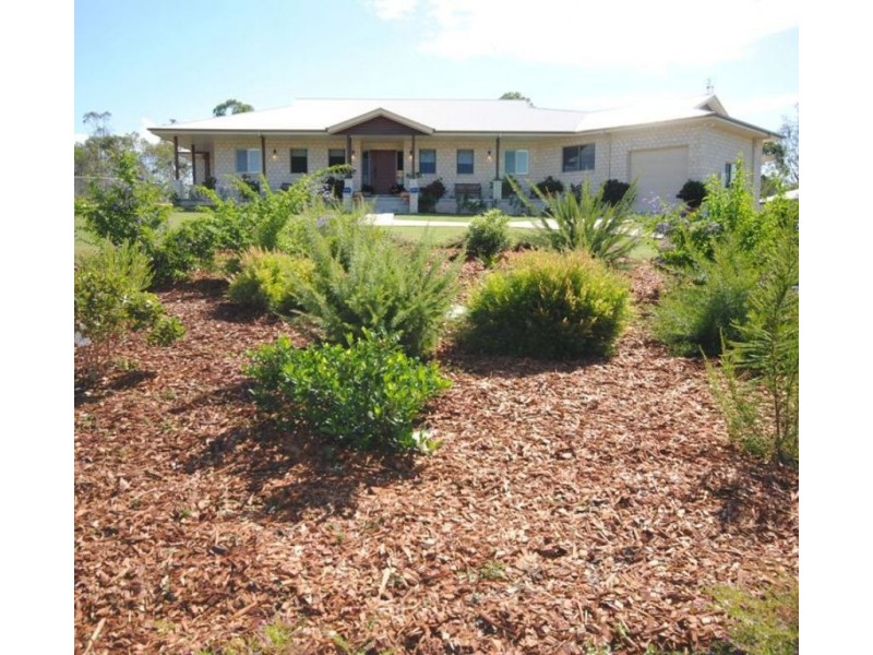 17 Azure Ave., Banks Pocket QLD 4570