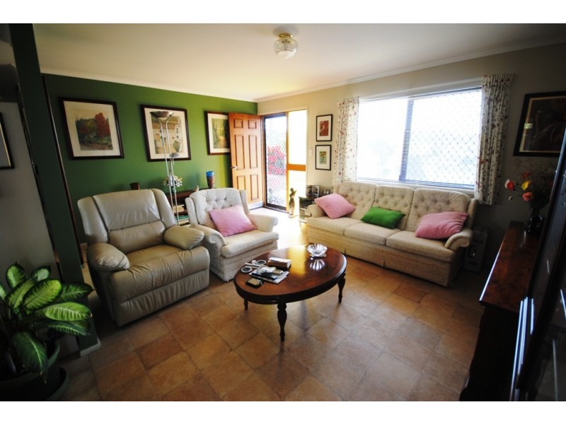 21 Crescent Rd, Gympie QLD 4570