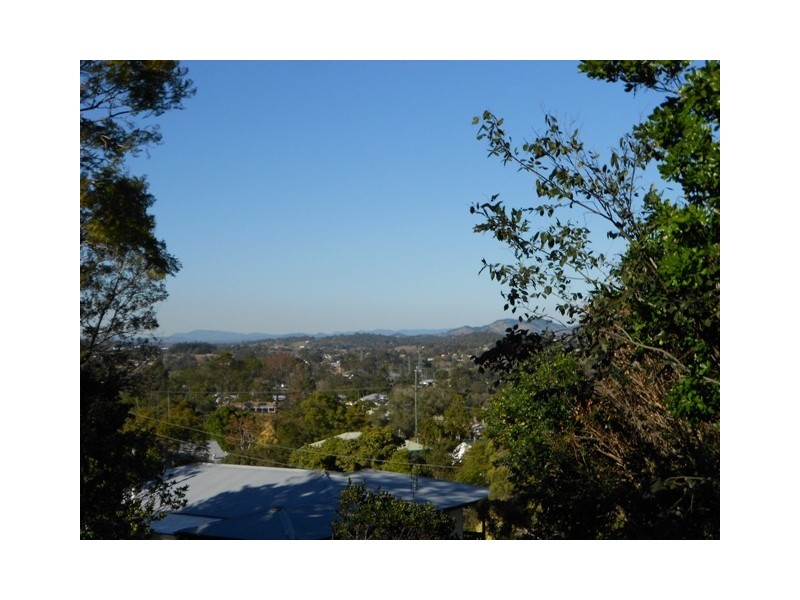 83 Rifle Range Rd, Gympie QLD 4570