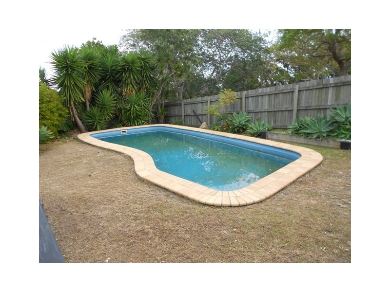 83 Rifle Range Rd, Gympie QLD 4570