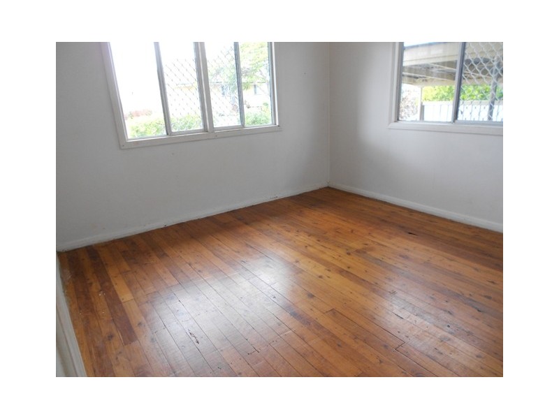 83 Rifle Range Rd, Gympie QLD 4570