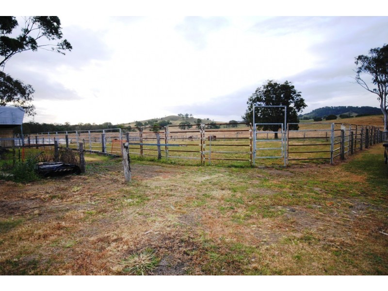 Wolvi QLD 4570