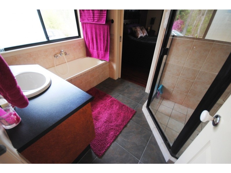 54 Dan Meurant Drive, Curra QLD 4570