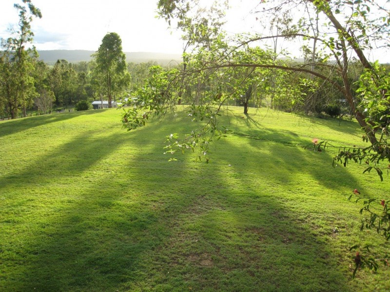 54 Dan Meurant Drive, Curra QLD 4570